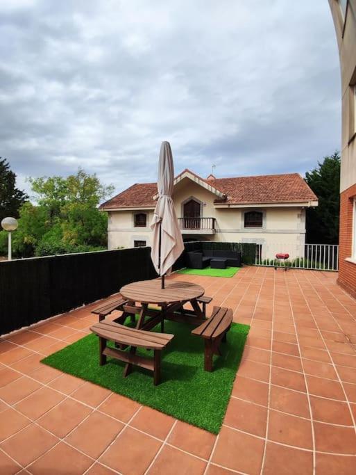 Alojamiento Nuevo Con Vistas A La Marisma Y Gran Terraza Bárcena de Cicero Exterior photo